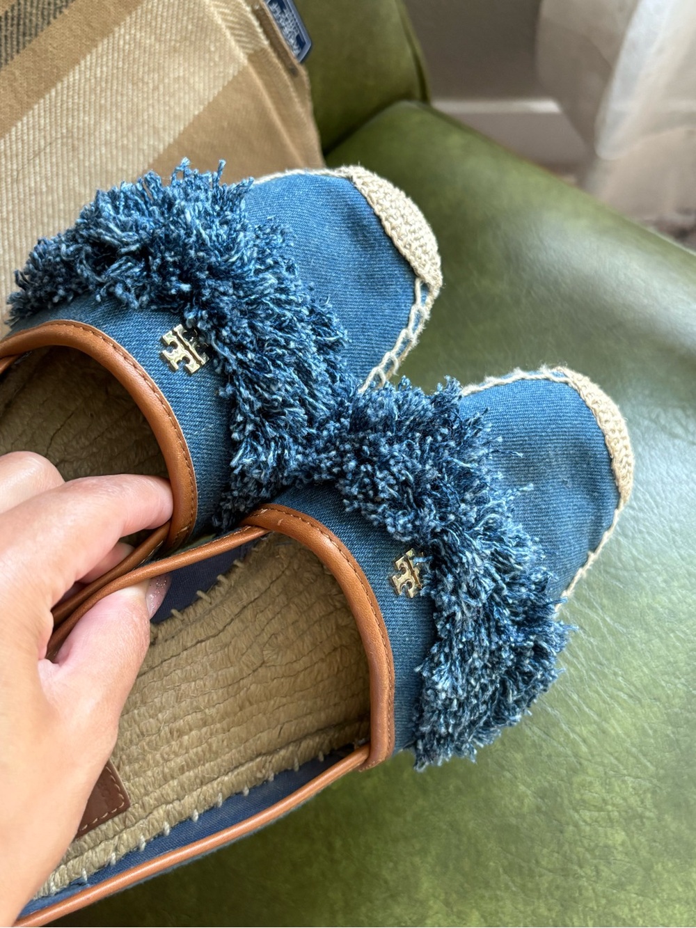 Tory Burch Blue Denim Shaw Espadrilles Flats Size 8 ballet flats fringe - Picture 3 of 13